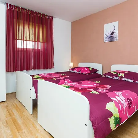 Two-bedroom In Sukošan