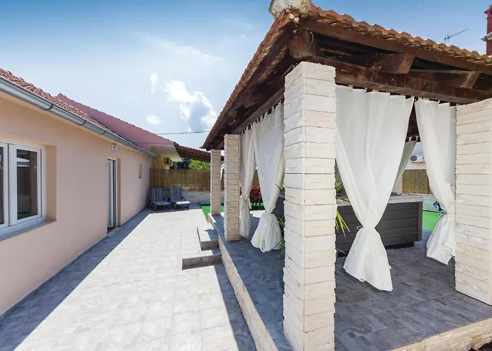 Two-bedroom In Sukošan