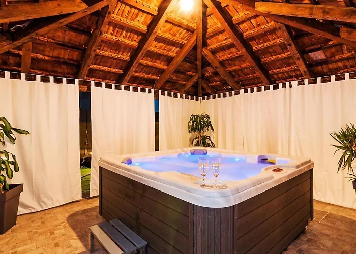 Two-bedroom In Casa vacanze